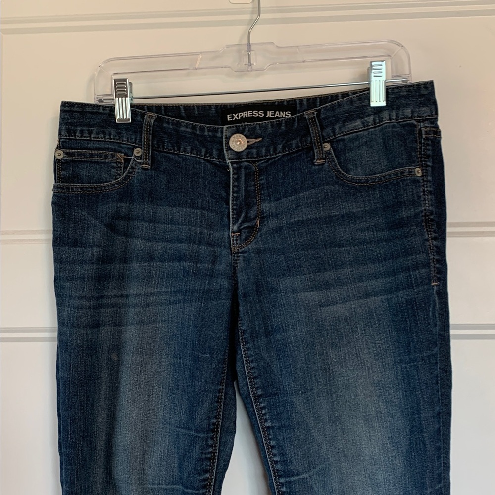 Express Women's ultra low rise barely boot cut Jeans Size 6-R - Picture 2 of 11